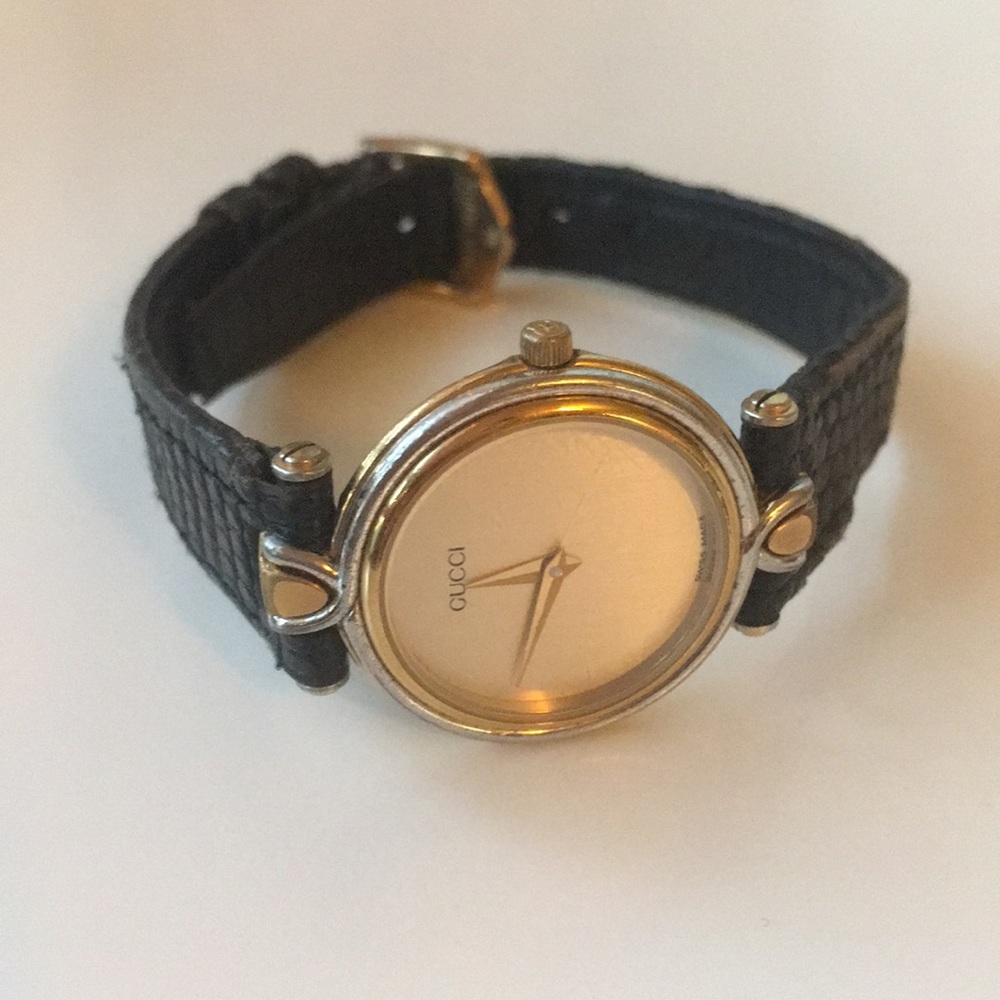 RARE vintage Gucci women’s watch